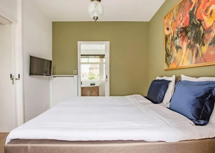 Luxury Apartment Within 30 Meters Of The Harbour Scheveningen