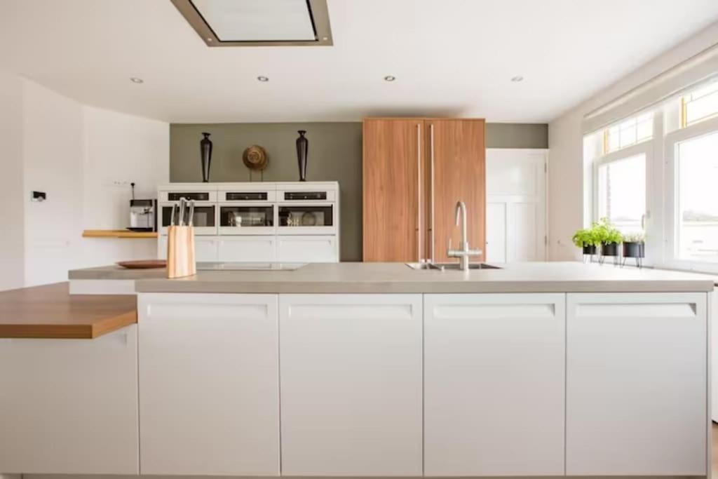 Luxury Within 30 Meters Of The Harbour Scheveningen *