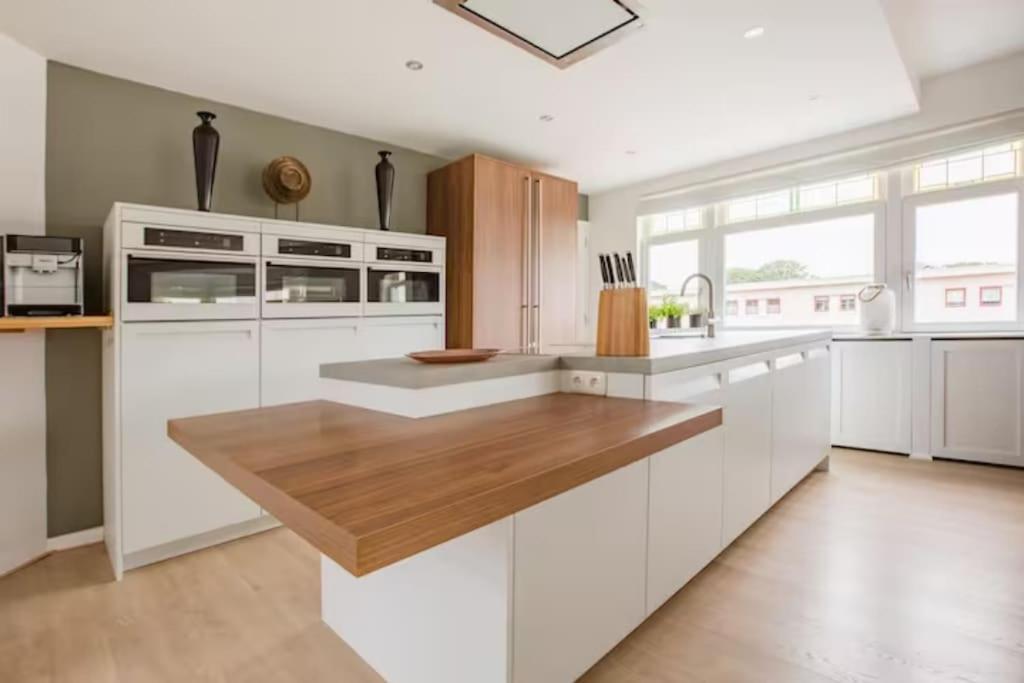 Luxury Within 30 Meters Of The Harbour Scheveningen *